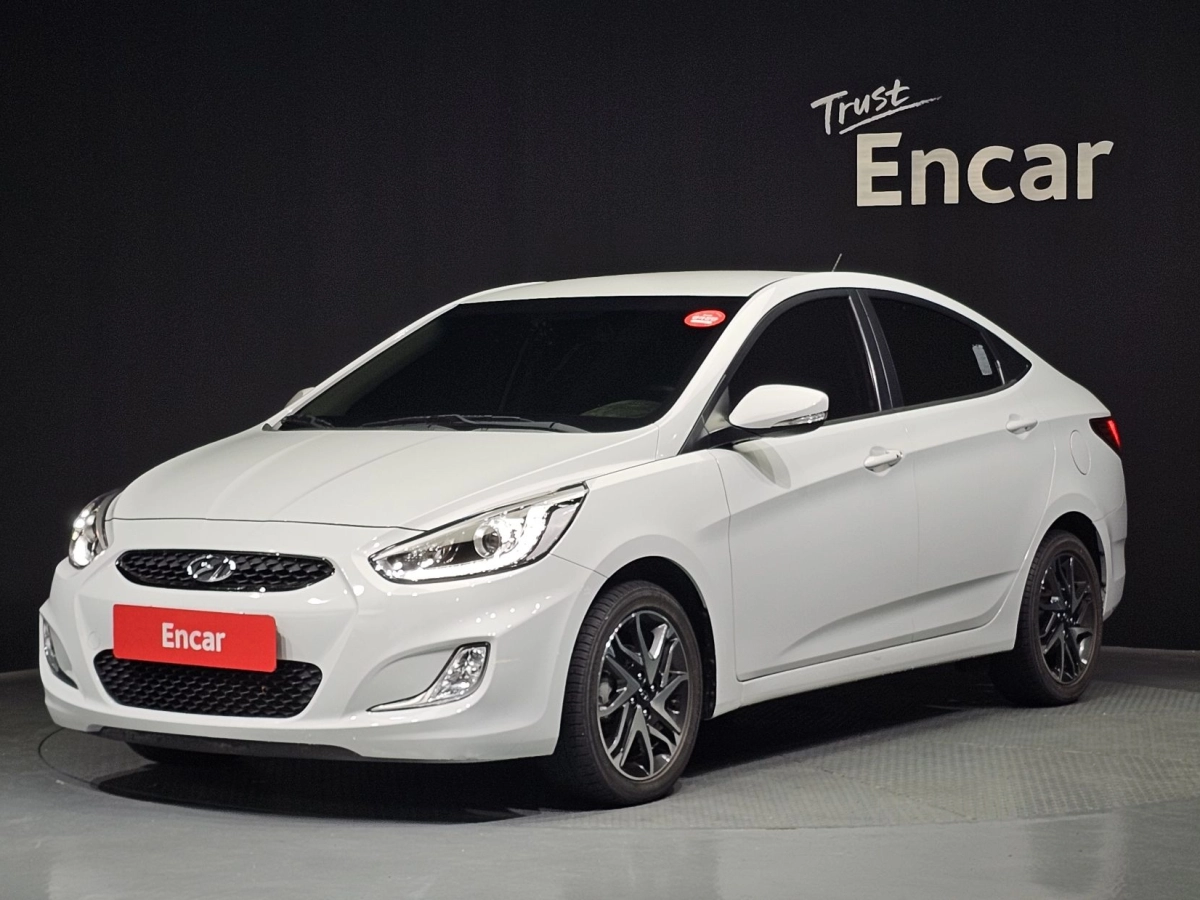 HYUNDAI ACCENT NEW  2019