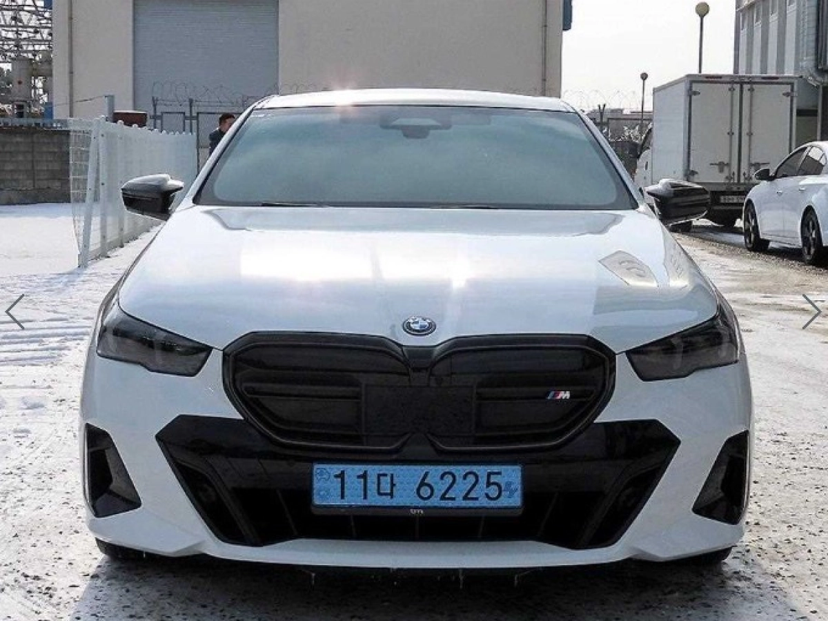 BMW I5 G60  2024