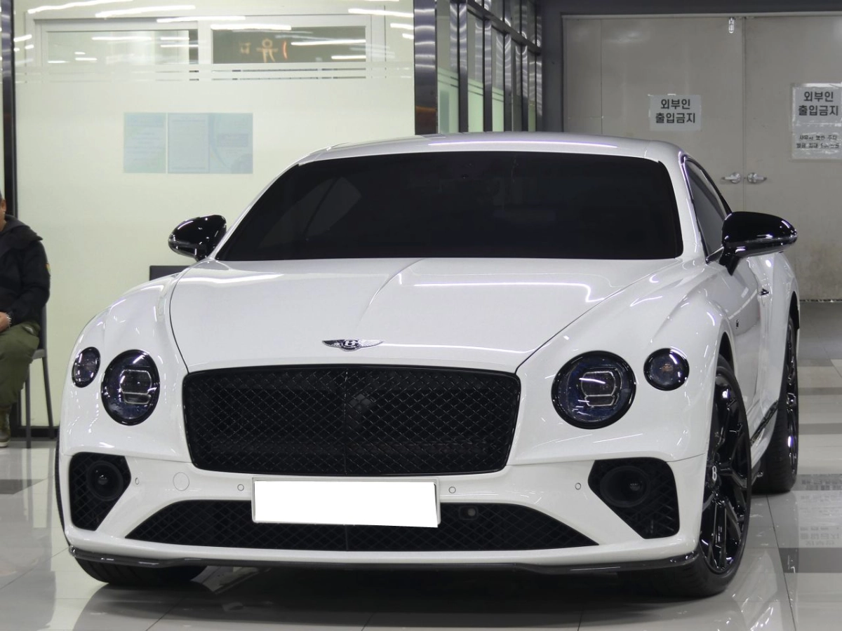 BENTLEY CONTINENTAL GT  2023