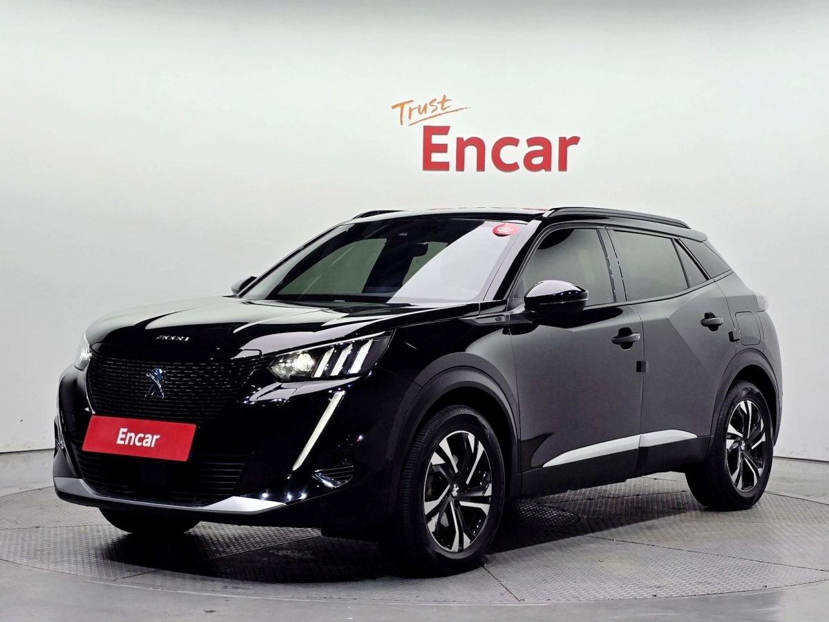 PEUGEOT E-2008  2020