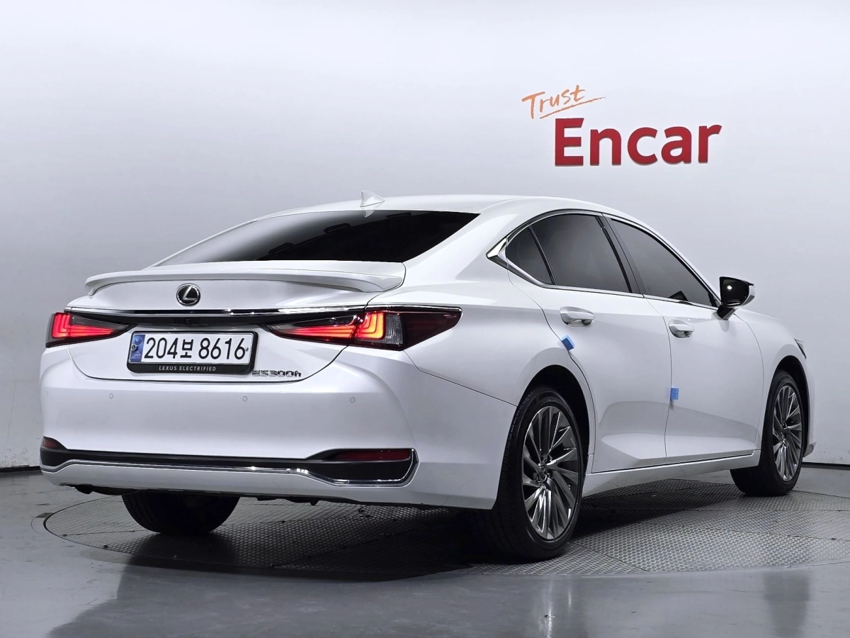 LEXUS ES300H