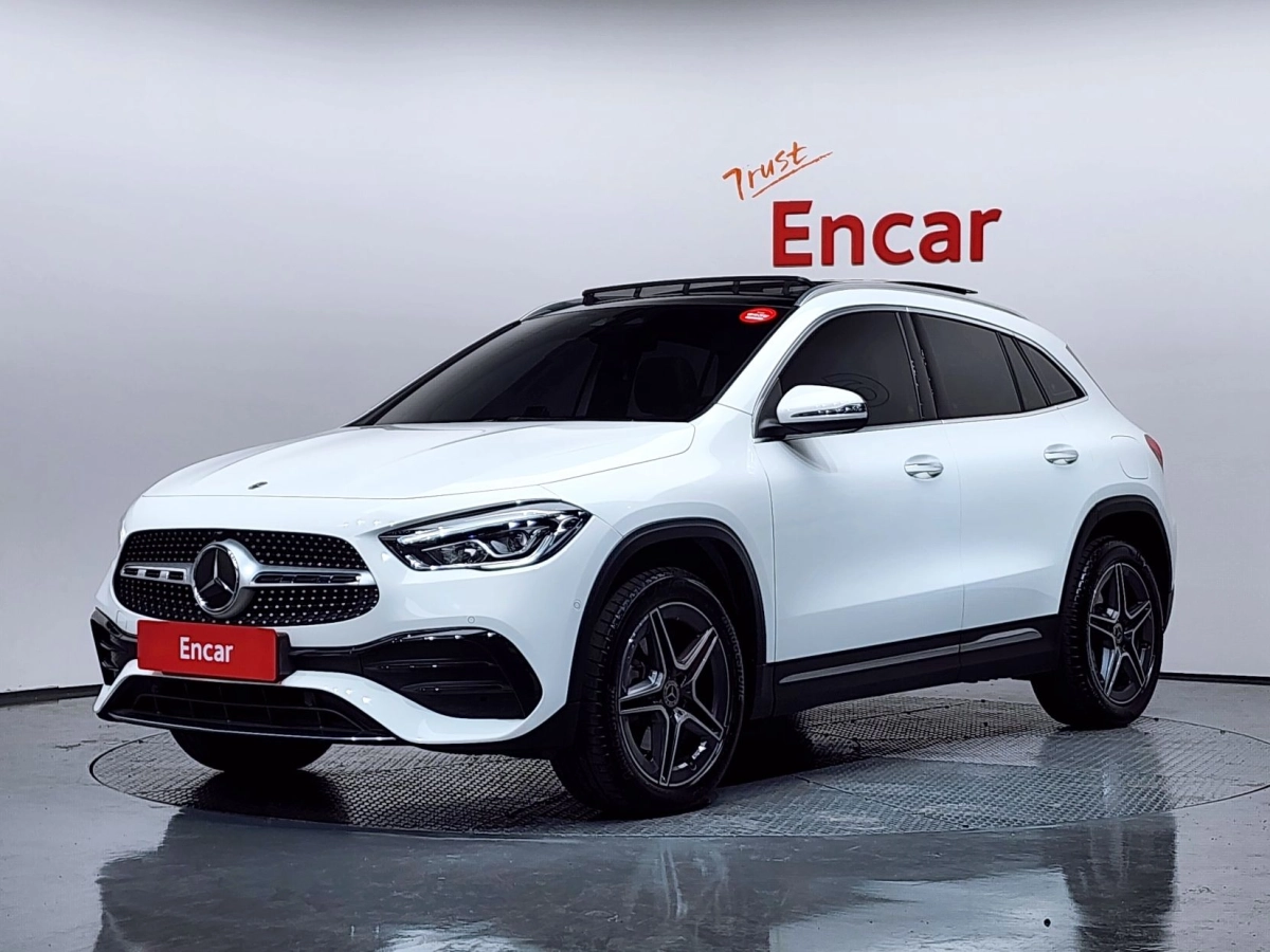 MERCEDES BENZ GLA-CLASS H247  2022