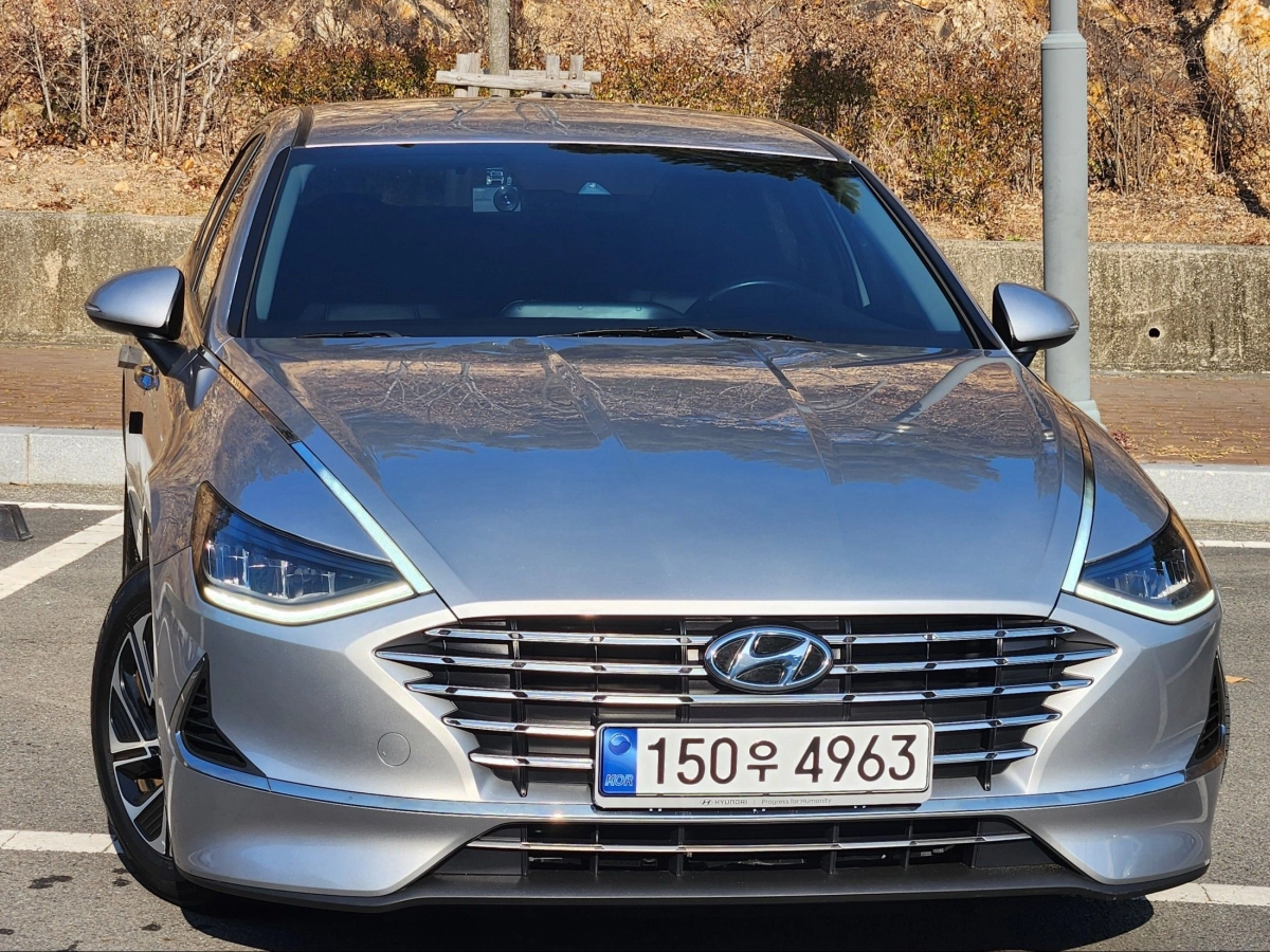 HYUNDAI SONATA HYBRID DN8