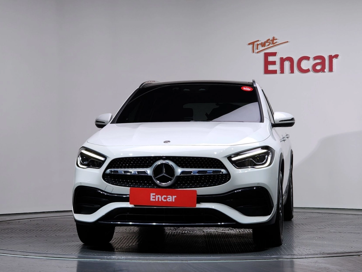 MERCEDES BENZ GLA-CLASS H247