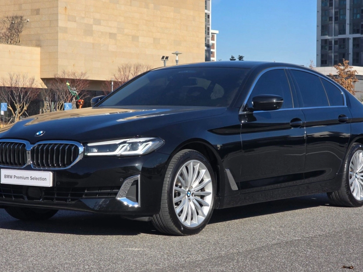 BMW 5-SERIES G30 2023