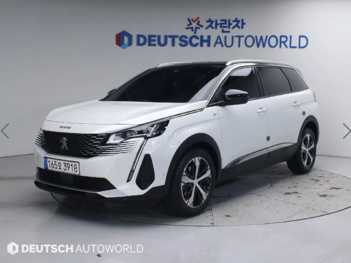 PEUGEOT 5008  2022