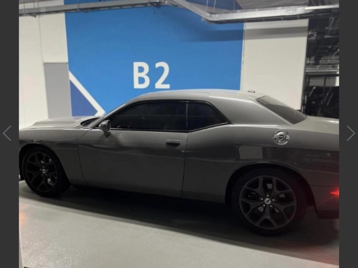 DODGE CHALLENGER