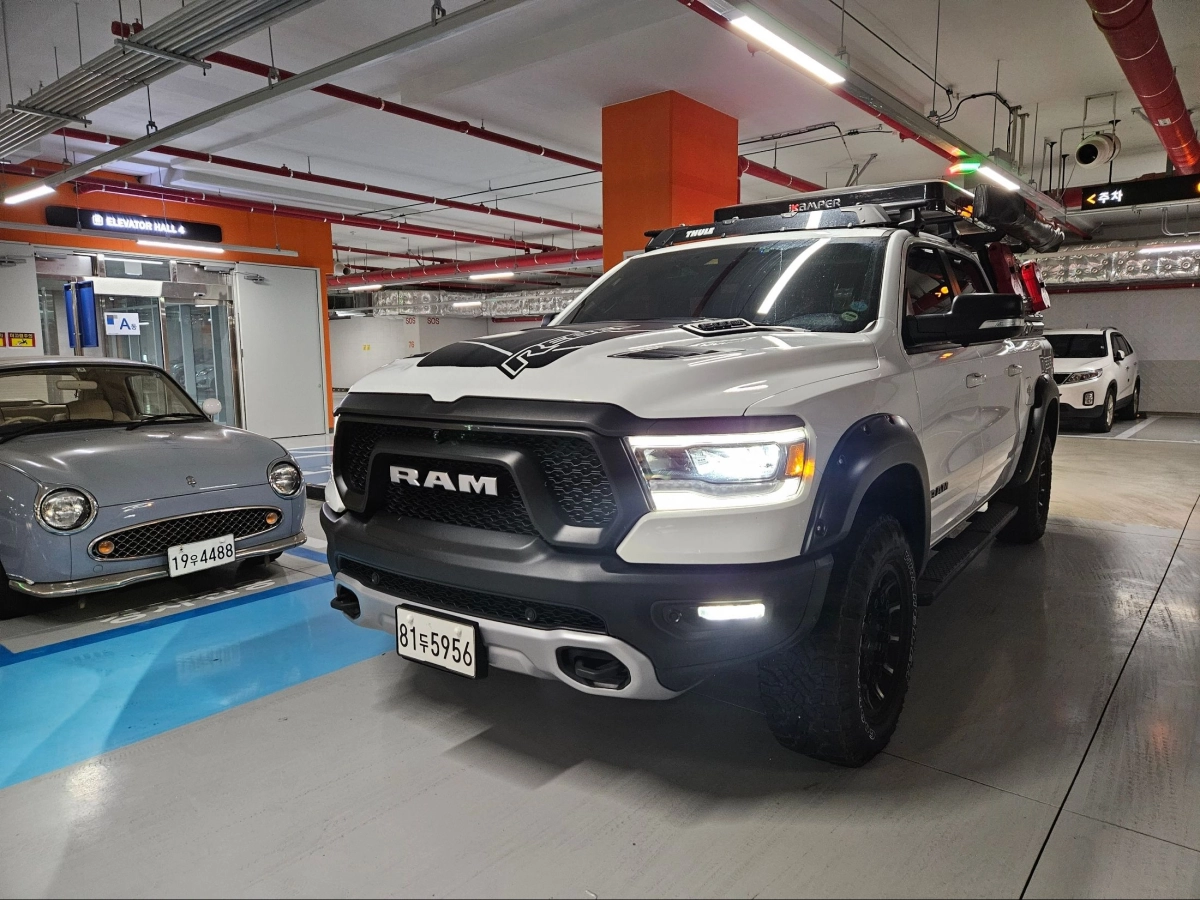 DODGE RAM PICK UP  2020