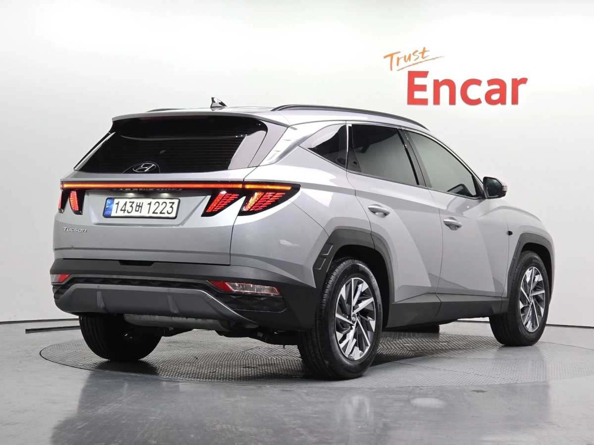 HYUNDAI TUCSON HYBRID NX4