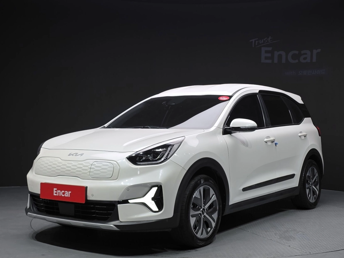 KIA NIRO PLUS