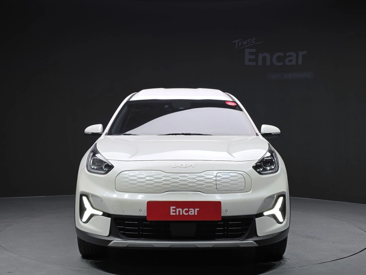 KIA NIRO PLUS