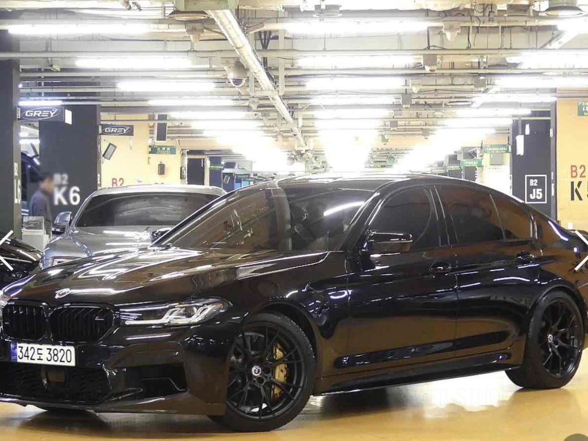 BMW M5 F90  2023