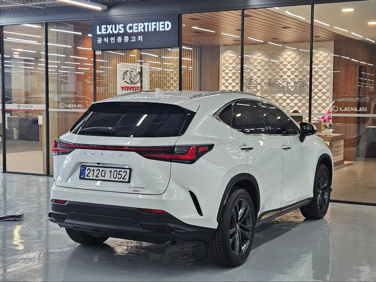 LEXUS NX350H