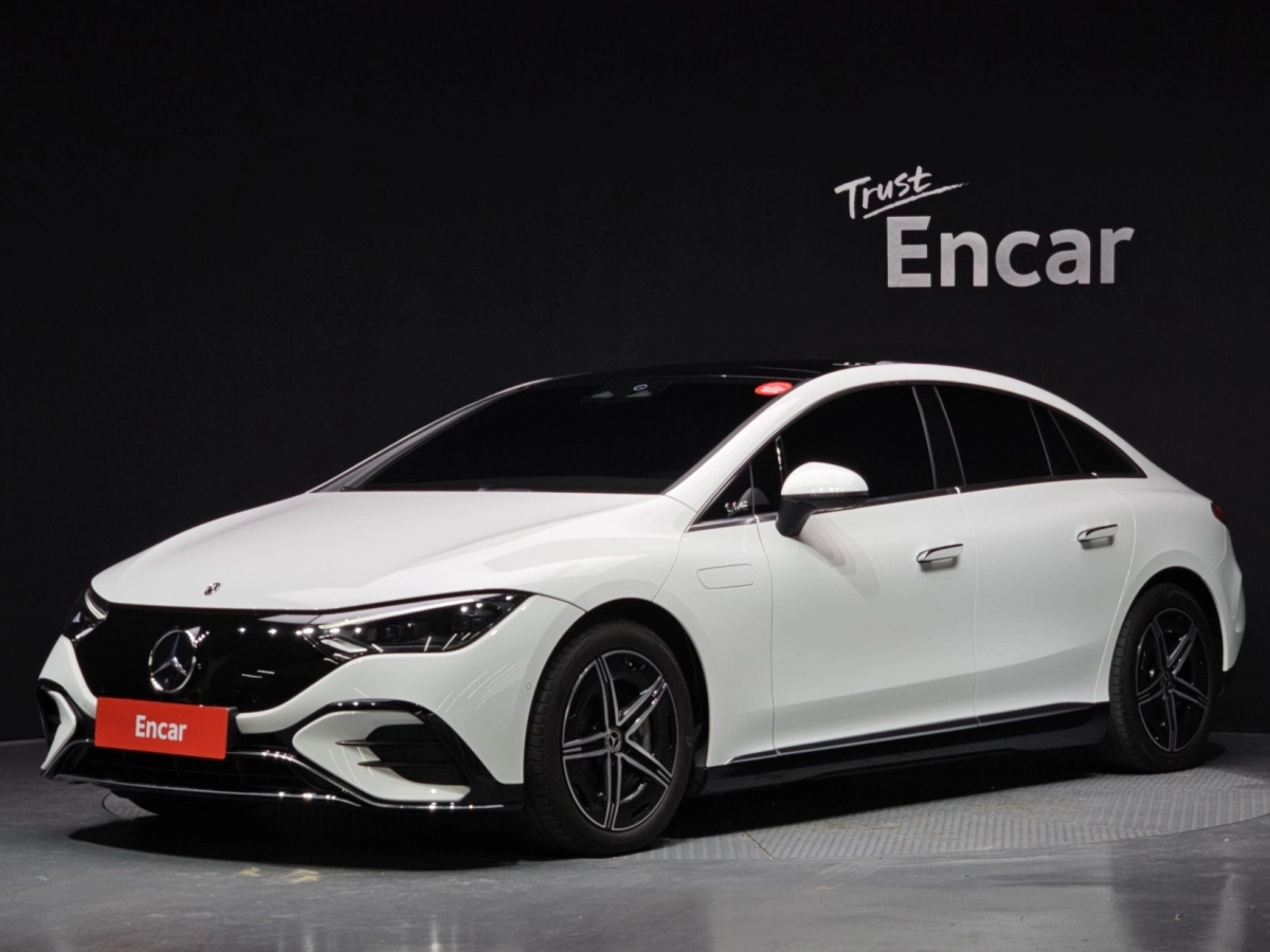 MERCEDES BENZ EQE V295