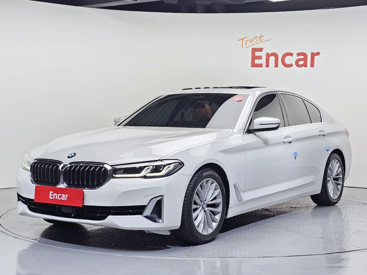 BMW 5-SERIES G30 2021