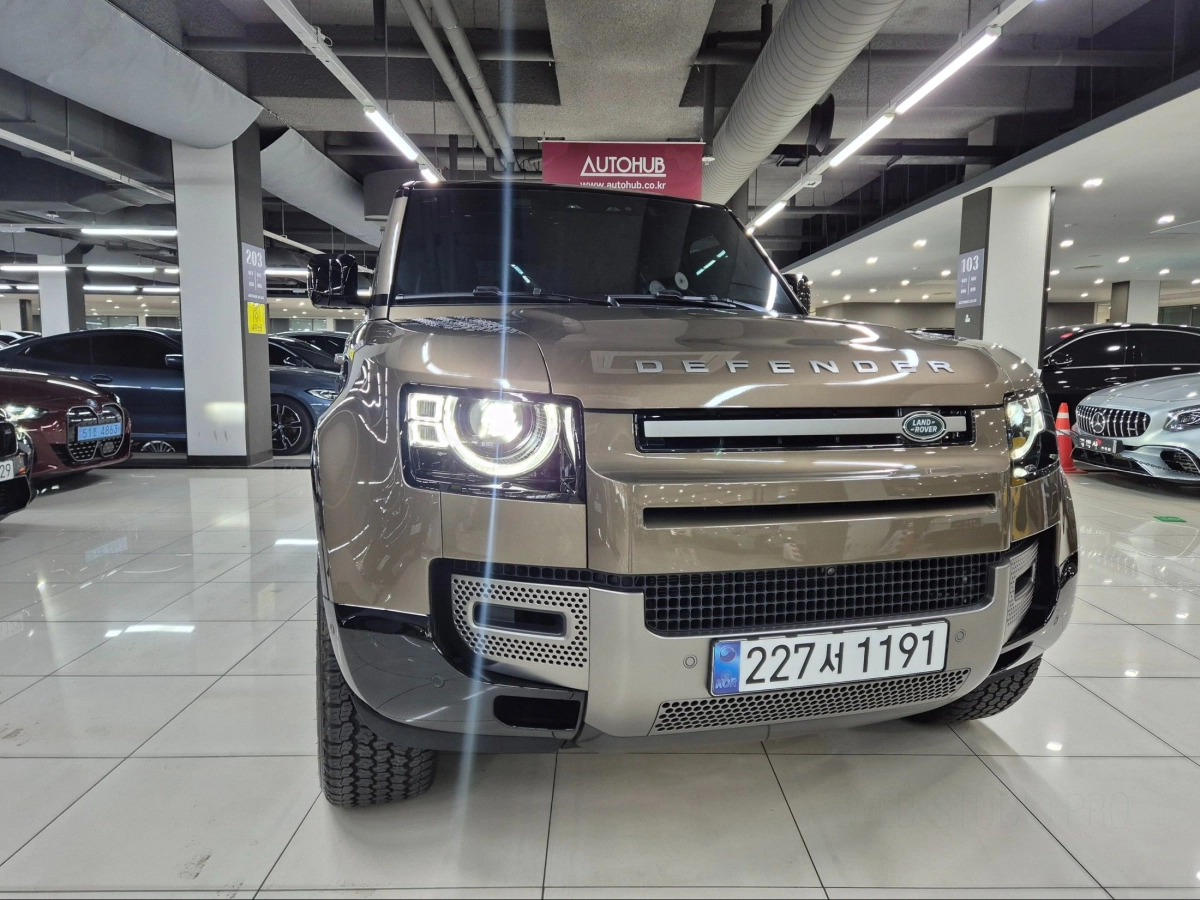 LAND ROVER DEFENDER L663 2025