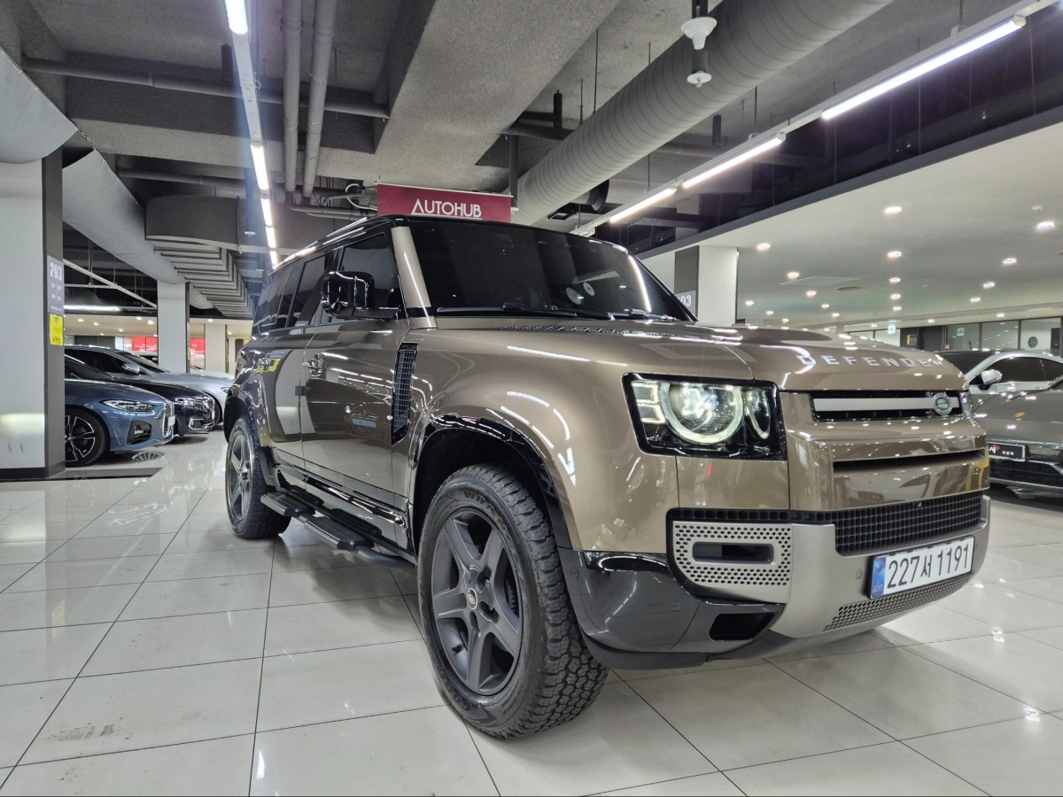 LAND ROVER DEFENDER L663