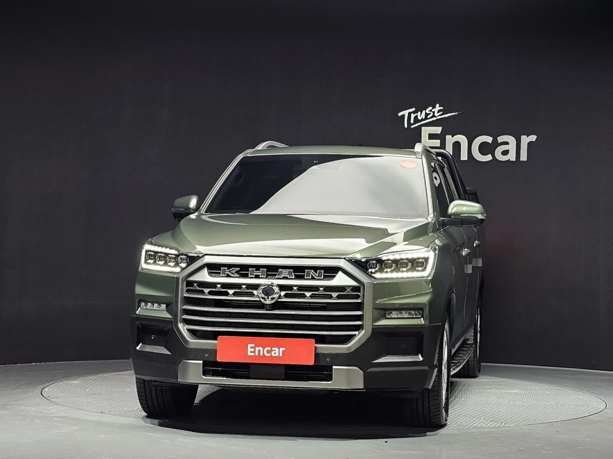 SSANGYONG REXTON SPORTS CAR