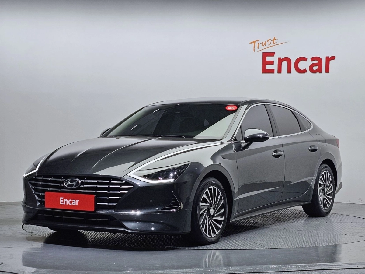 HYUNDAI SONATA HYBRID DN8  2020