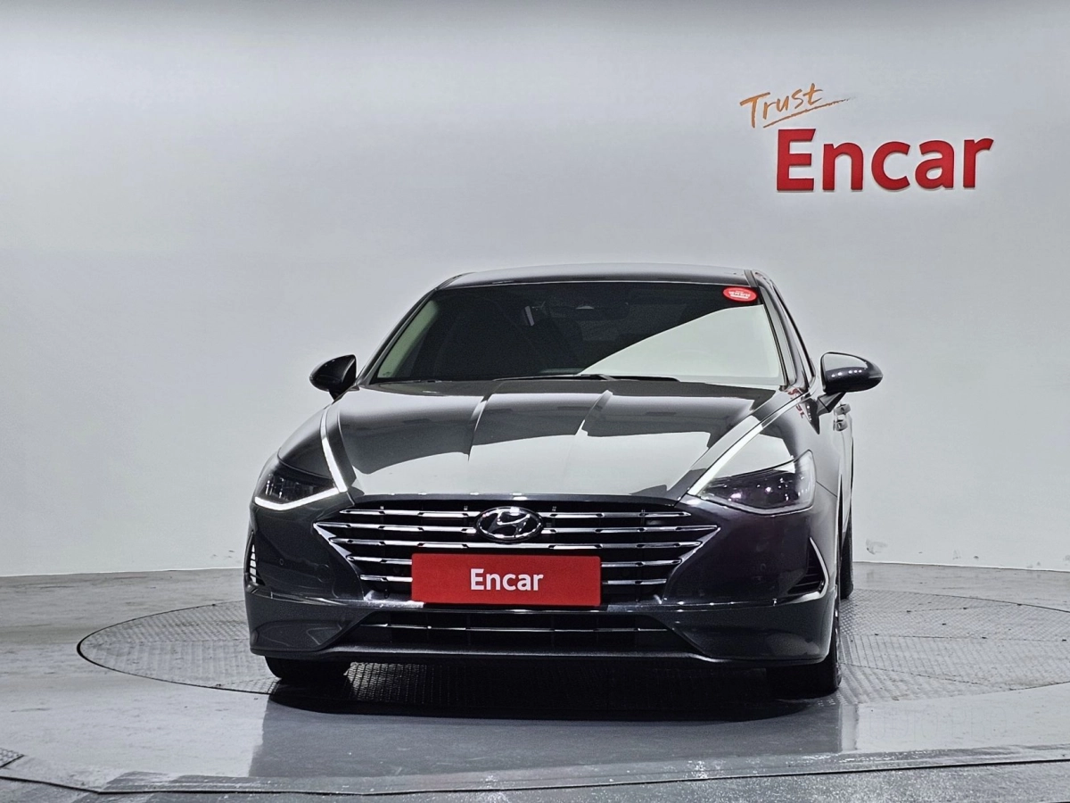 HYUNDAI SONATA HYBRID DN8