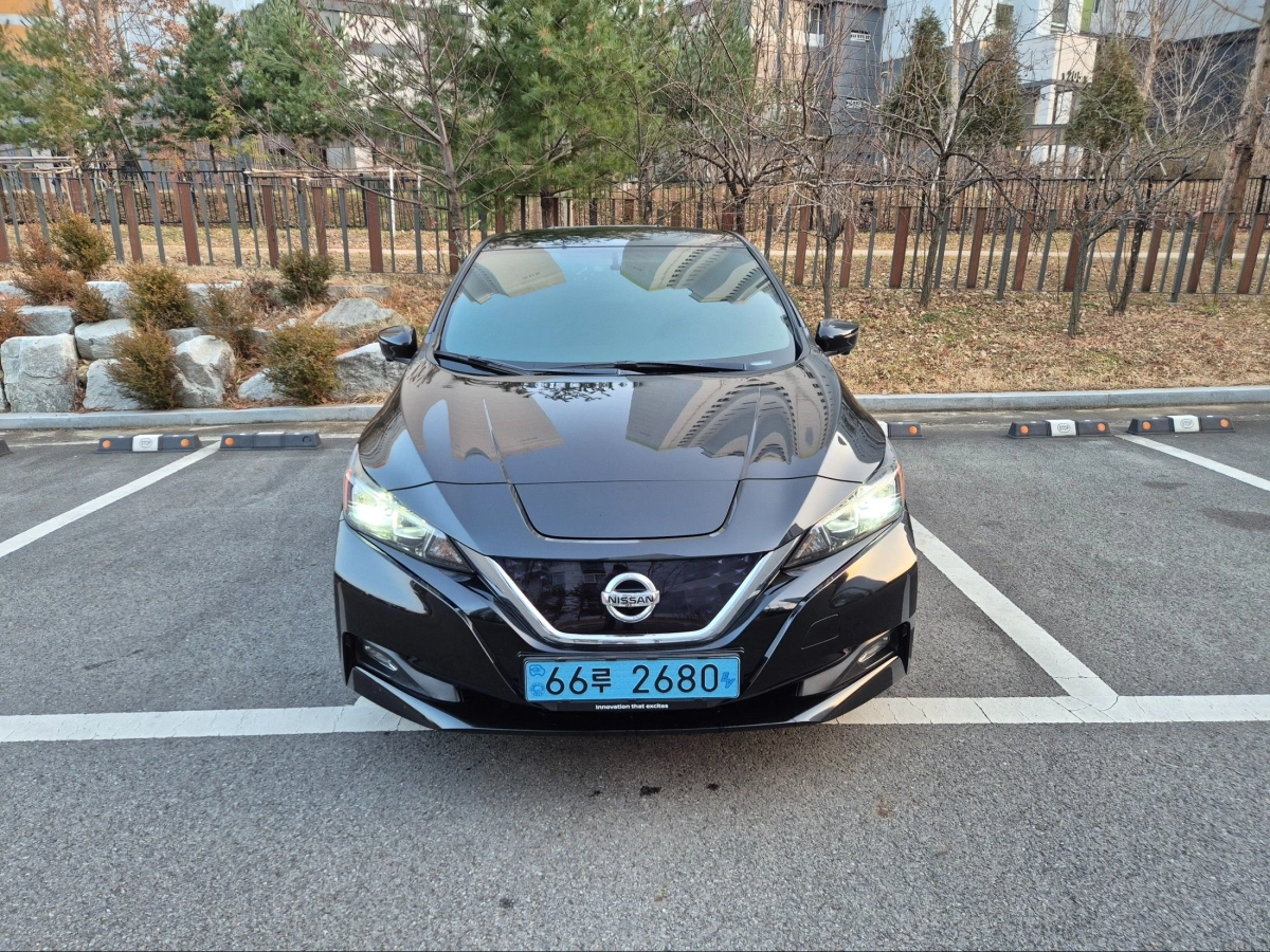 NISSAN LEAF ZE1