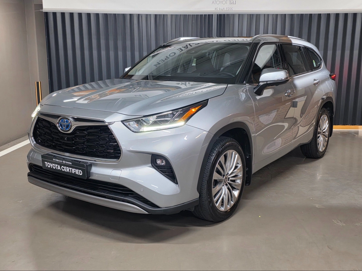 TOYOTA HIGHLANDER  2023