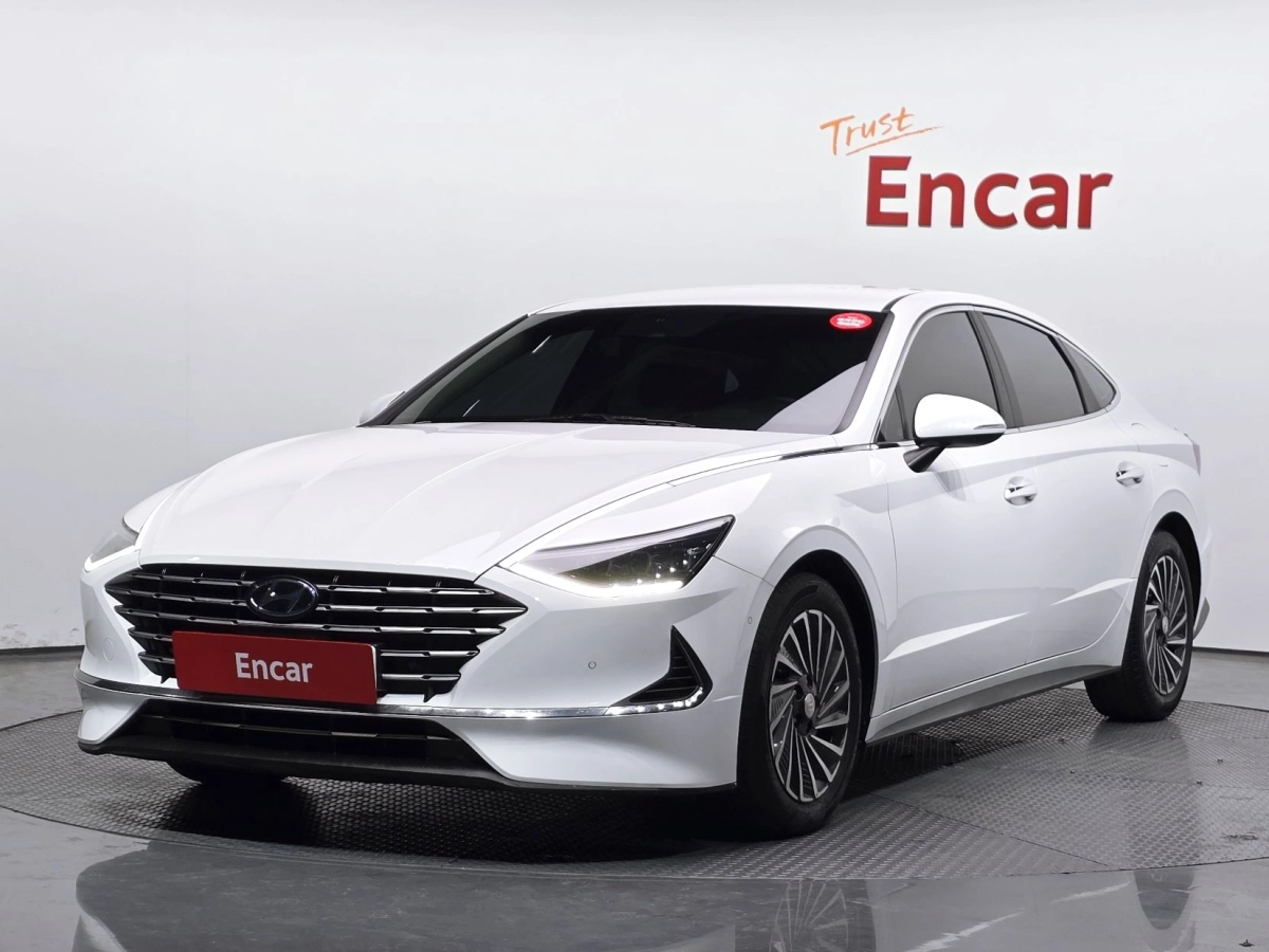 HYUNDAI SONATA HYBRID DN8  2021