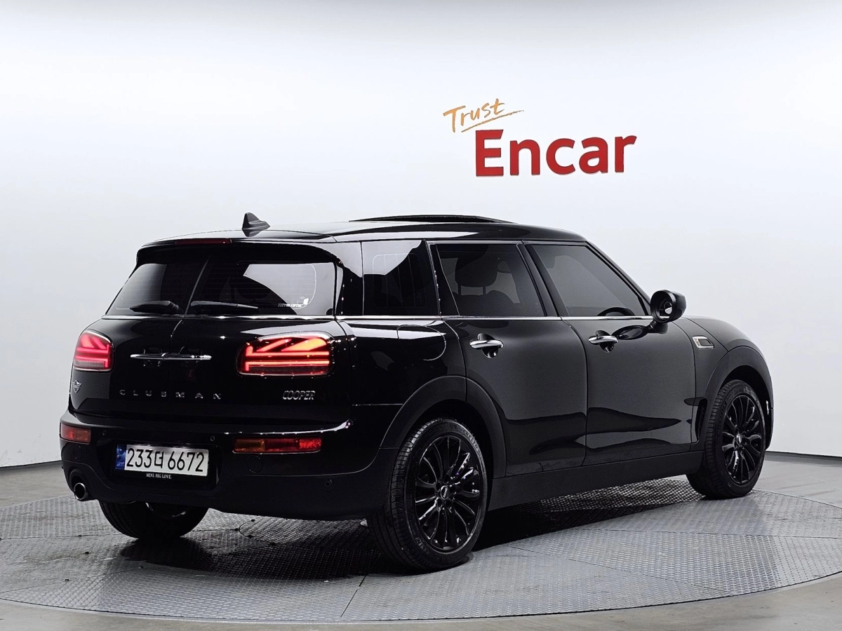 MINI CLUBMAN COOPER