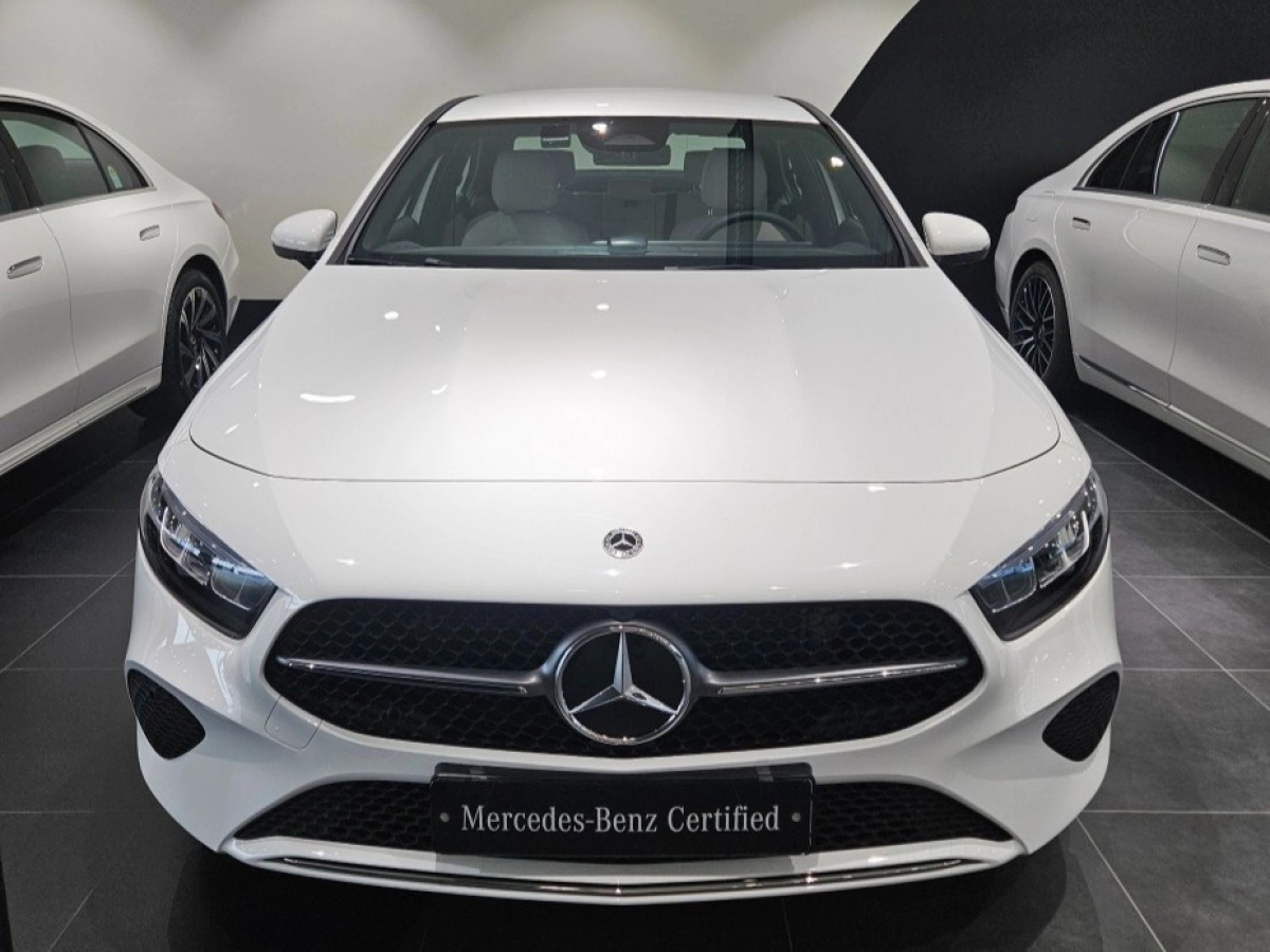 MERCEDES BENZ A-CLASS W177