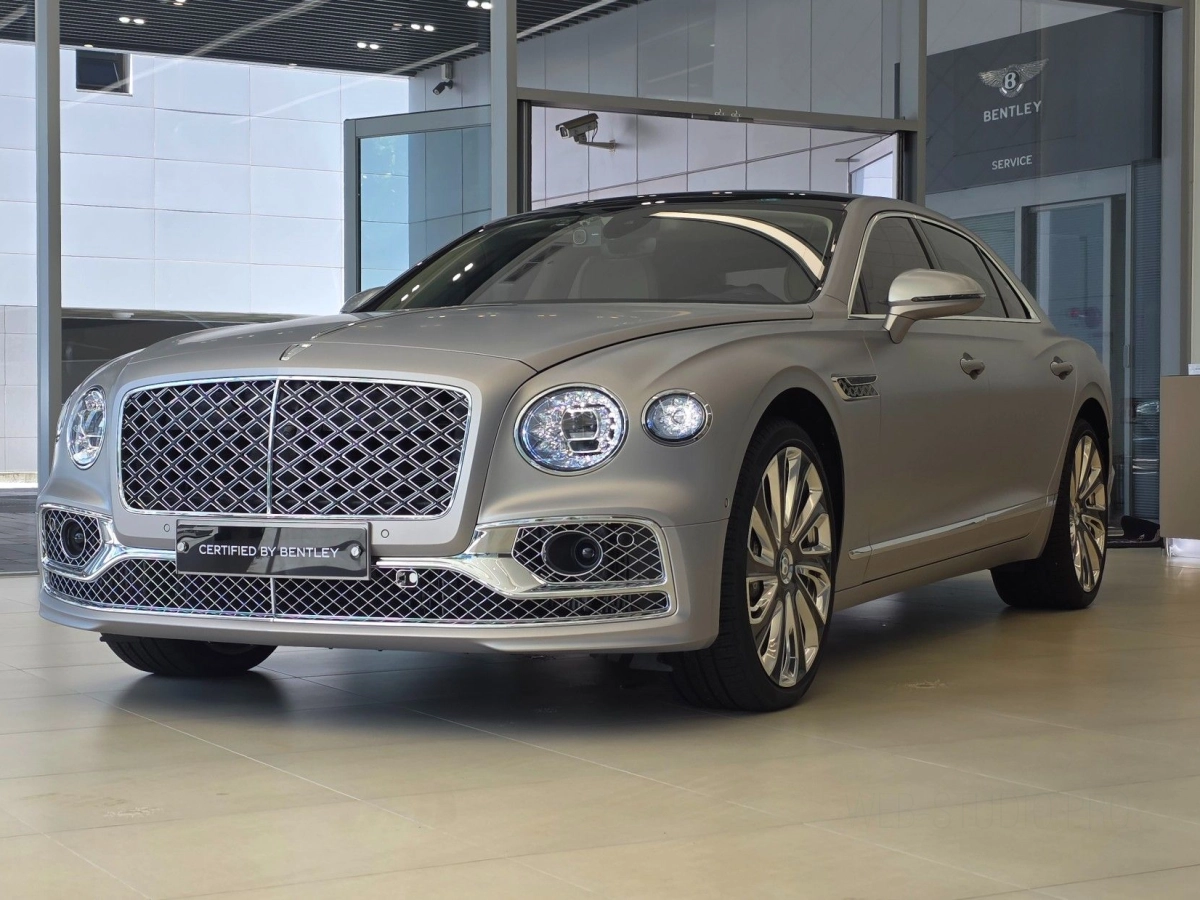 BENTLEY FLYING SPUR  2024