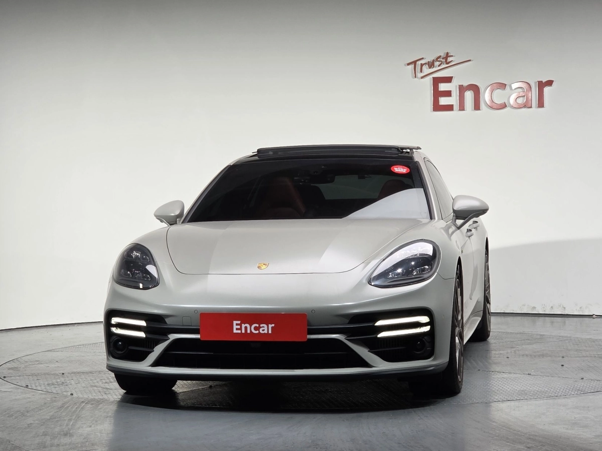 PORSCHE PANAMERA 971