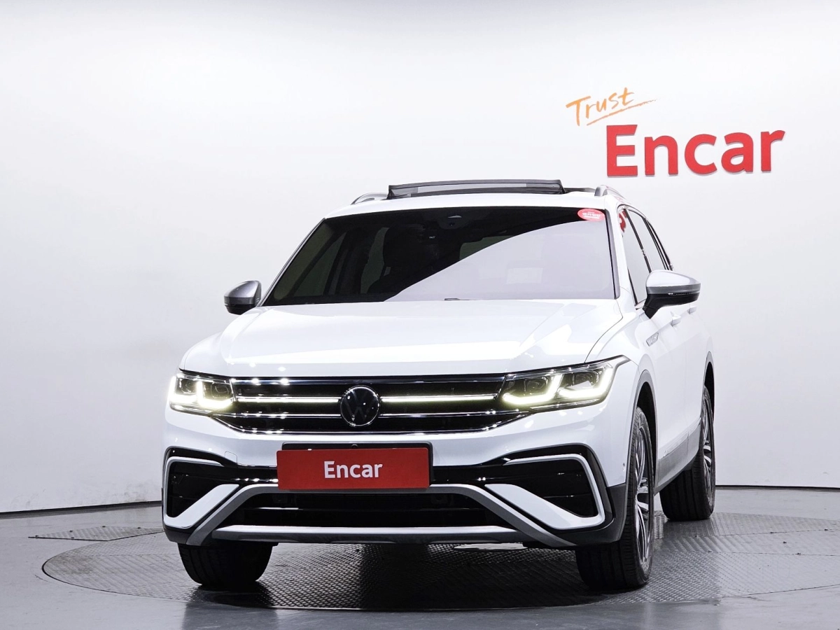 VOLKSWAGEN TIGUAN ALLSPACE