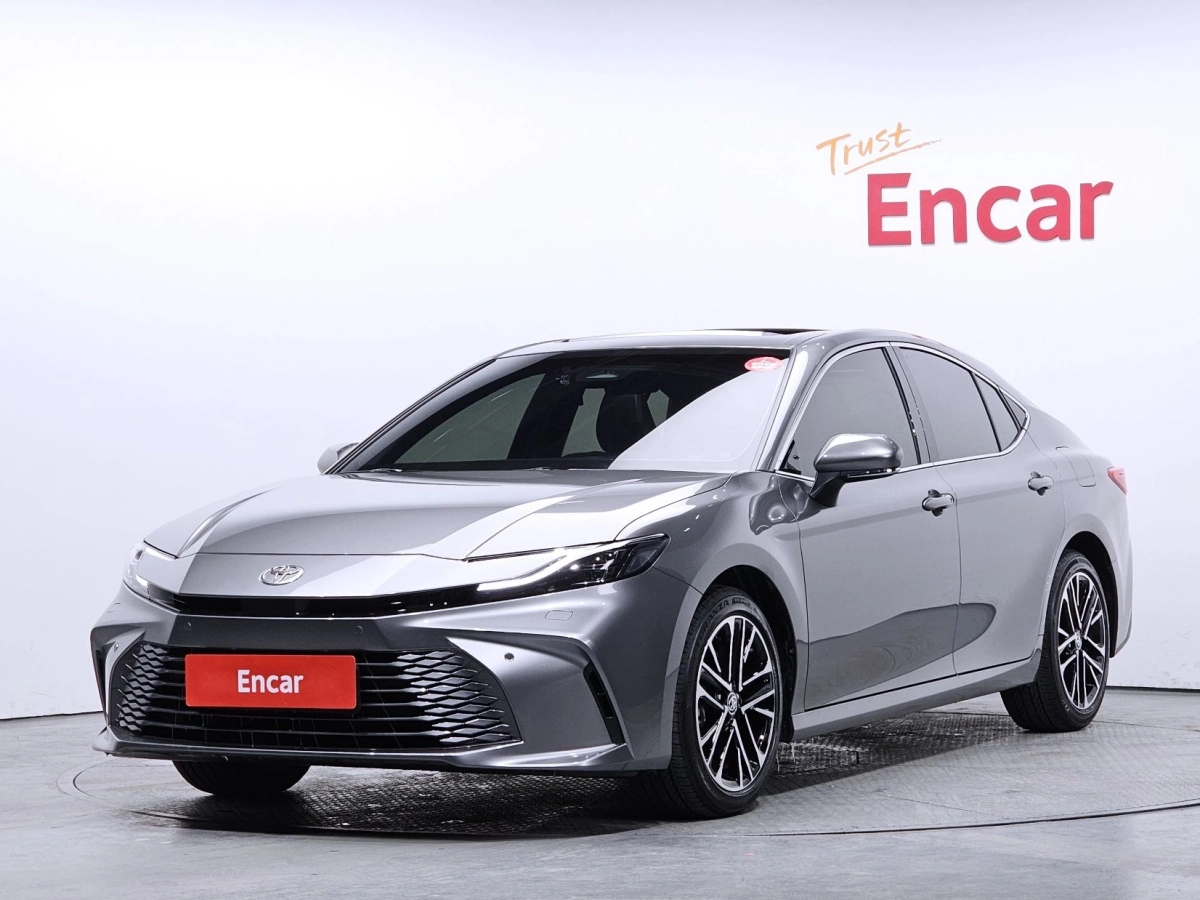 TOYOTA CAMRY XV80  2025