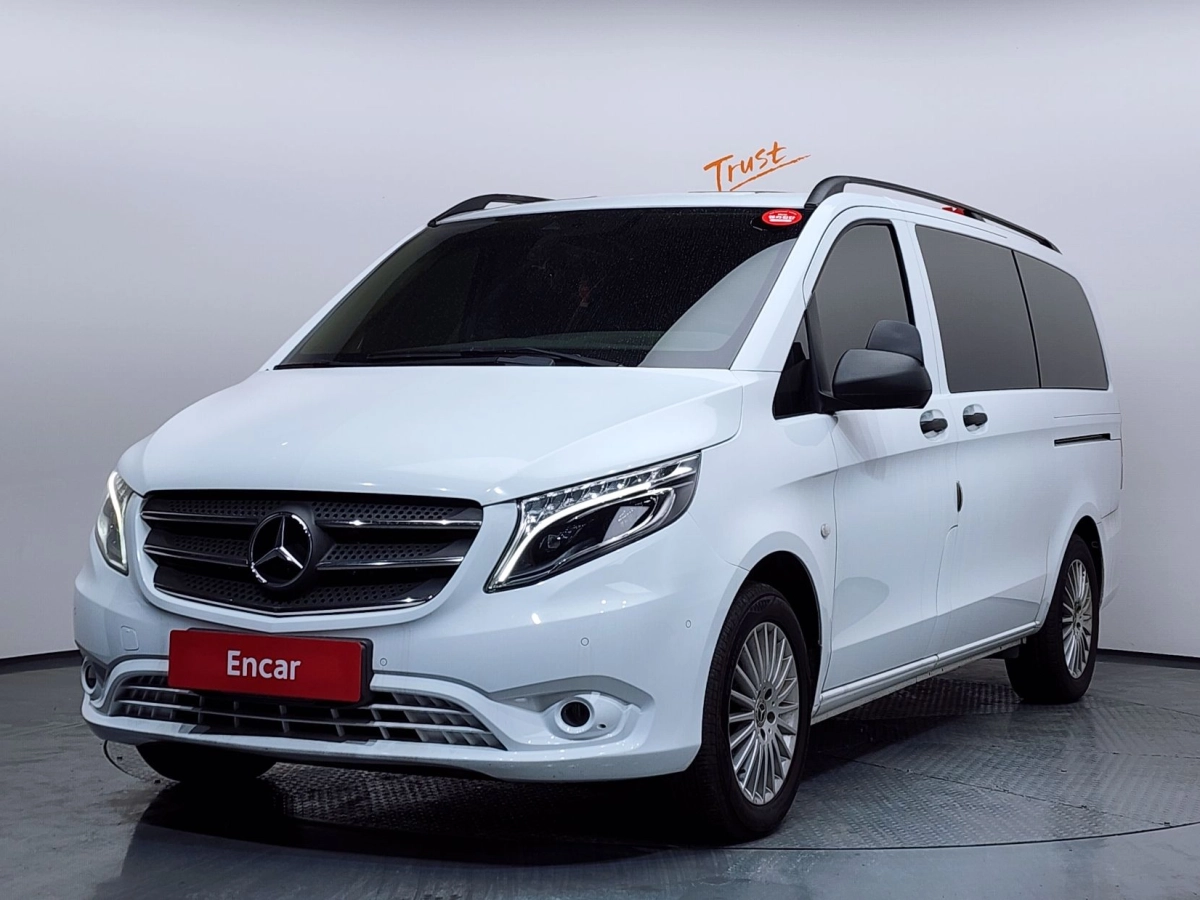 MERCEDES BENZ V-CLASS  2020