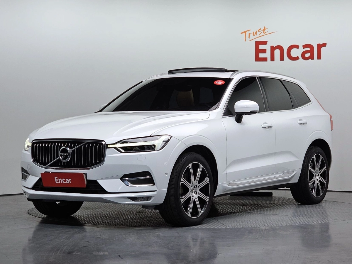 VOLVO XC60  2020