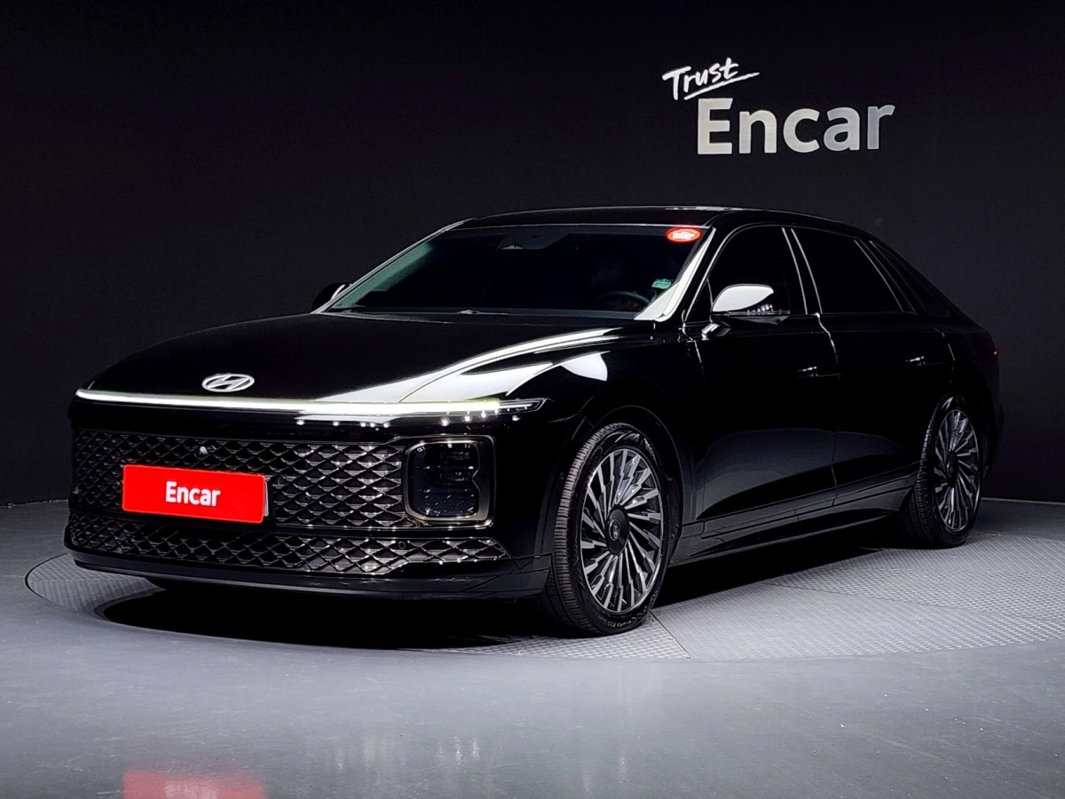 HYUNDAI GRANDEUR HYBRID GN7 2023