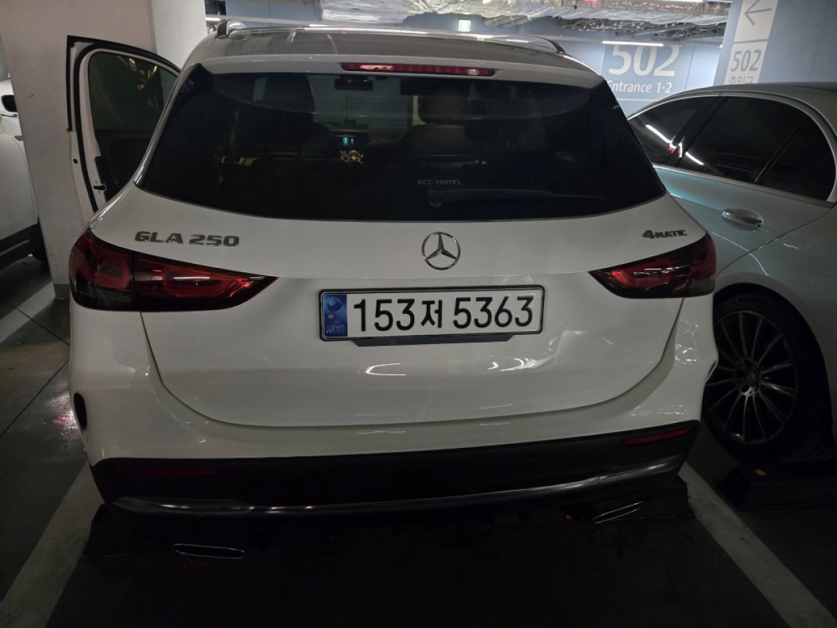 MERCEDES BENZ GLA-CLASS H247
