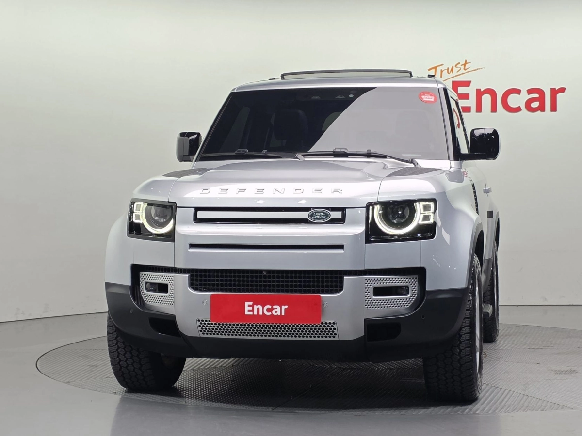 LAND ROVER DEFENDER L663