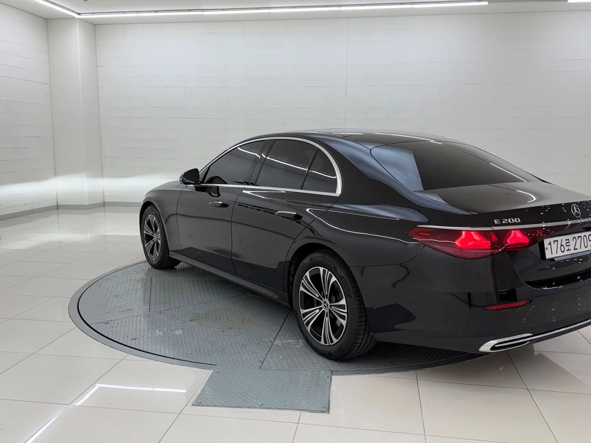 MERCEDES BENZ E-CLASS W214