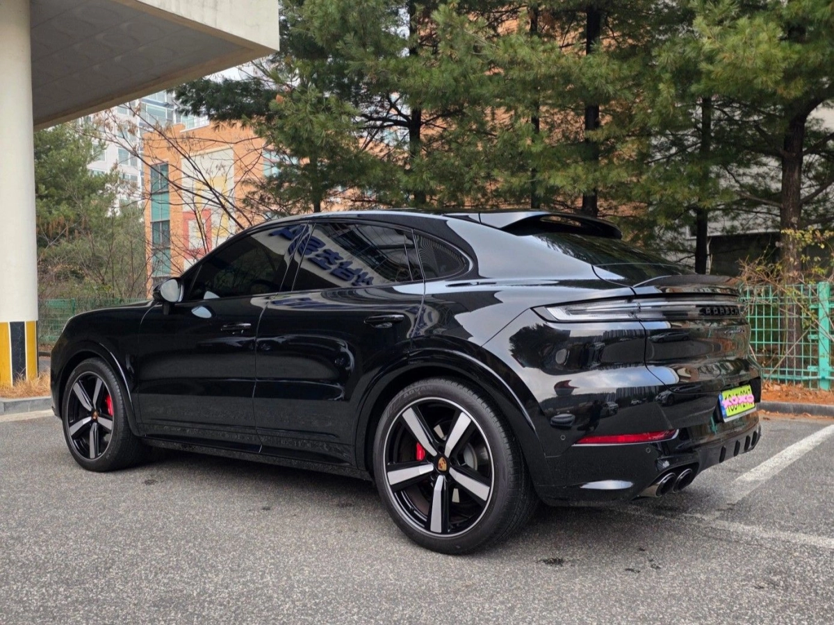 PORSCHE CAYENNE PO536