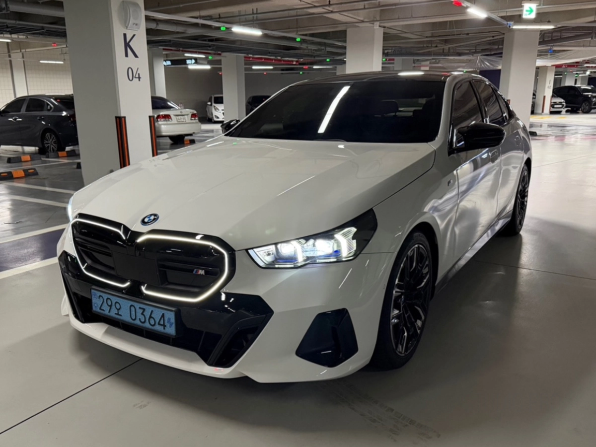 BMW I5 G60  2024