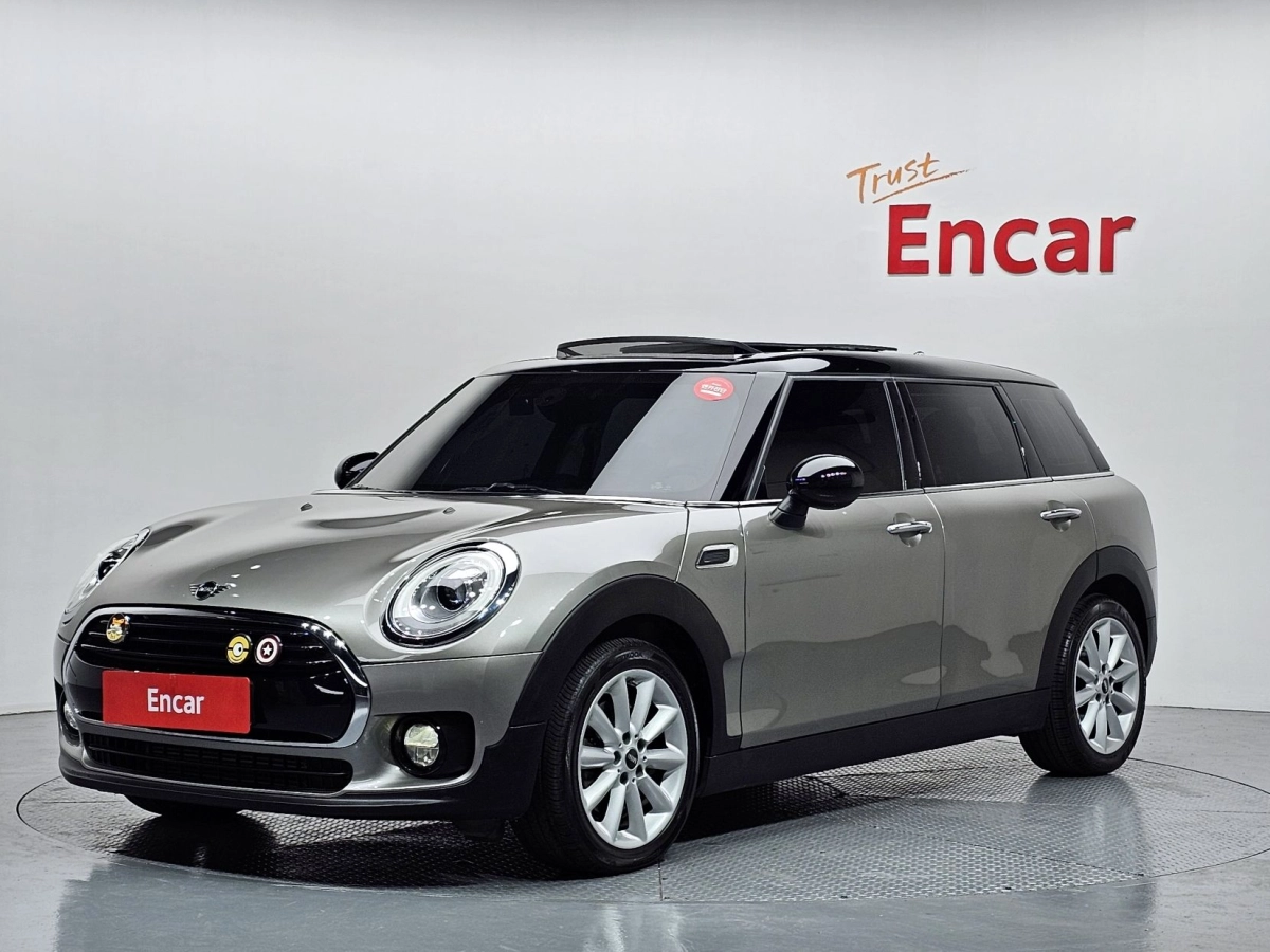 MINI CLUBMAN COOPER D  2019