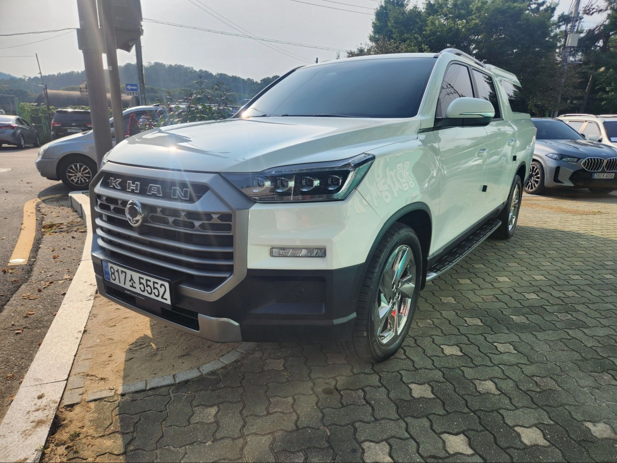 SSANGYONG REXTON SPORTS CAR