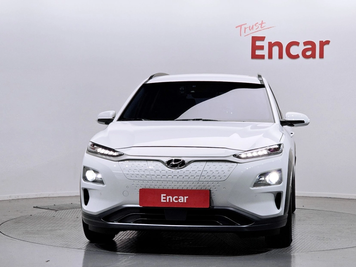 HYUNDAI KONA ELECTRIC