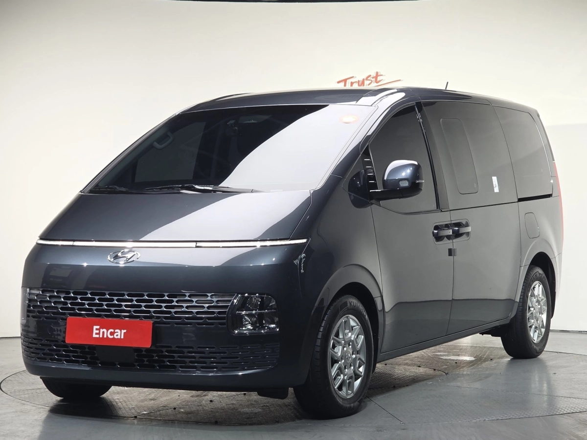 HYUNDAI STARIA  2024
