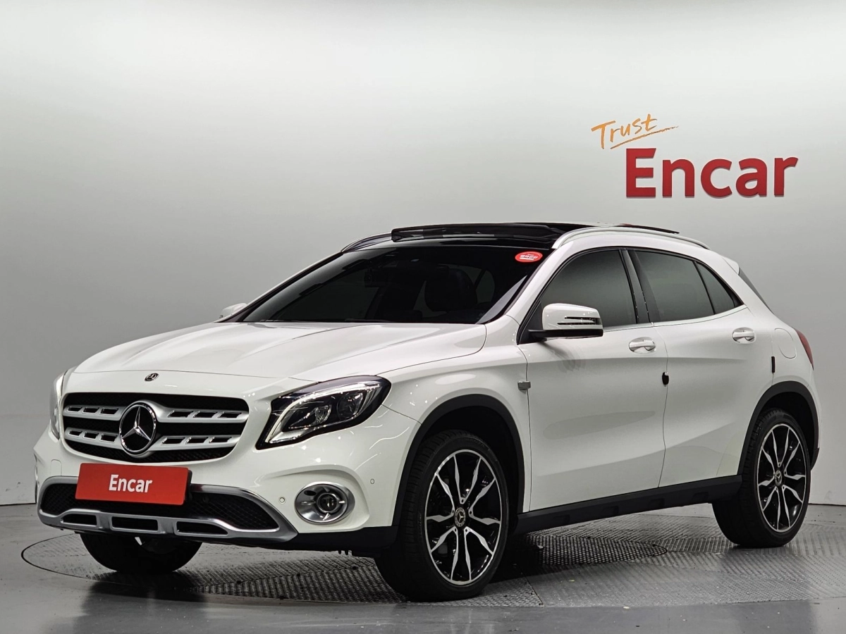 MERCEDES BENZ GLA-CLASS X156  2019