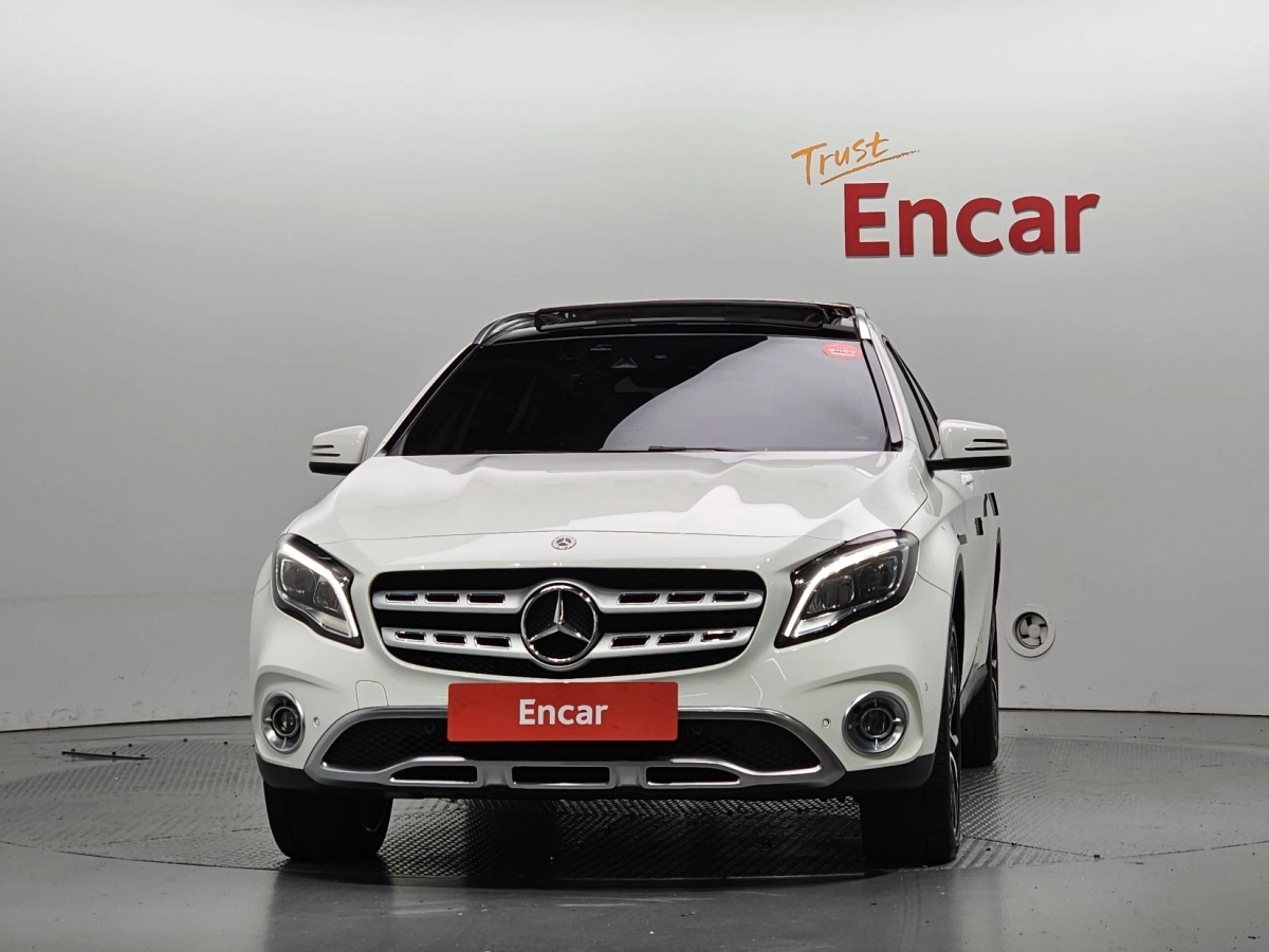 MERCEDES BENZ GLA-CLASS X156