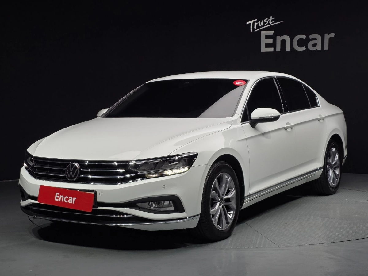 VOLKSWAGEN PASSAT GT B8 2022