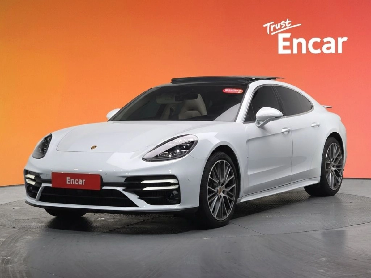 PORSCHE PANAMERA 971  2023