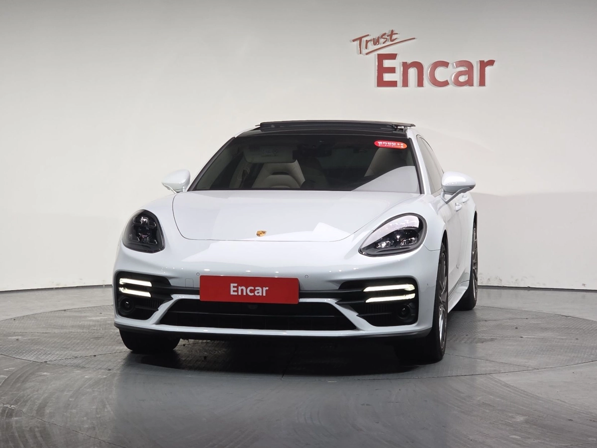 PORSCHE PANAMERA 971